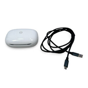 Signia Insio Hearing Aid Charger Case Only White USB-C Portable Rechargeable